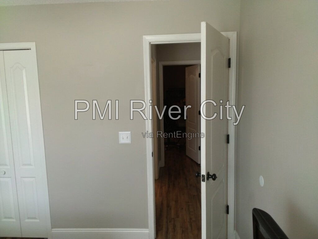 Gallery Image 52