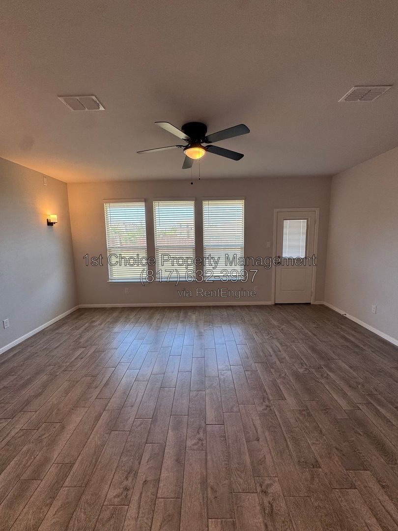 Gallery Image 14
