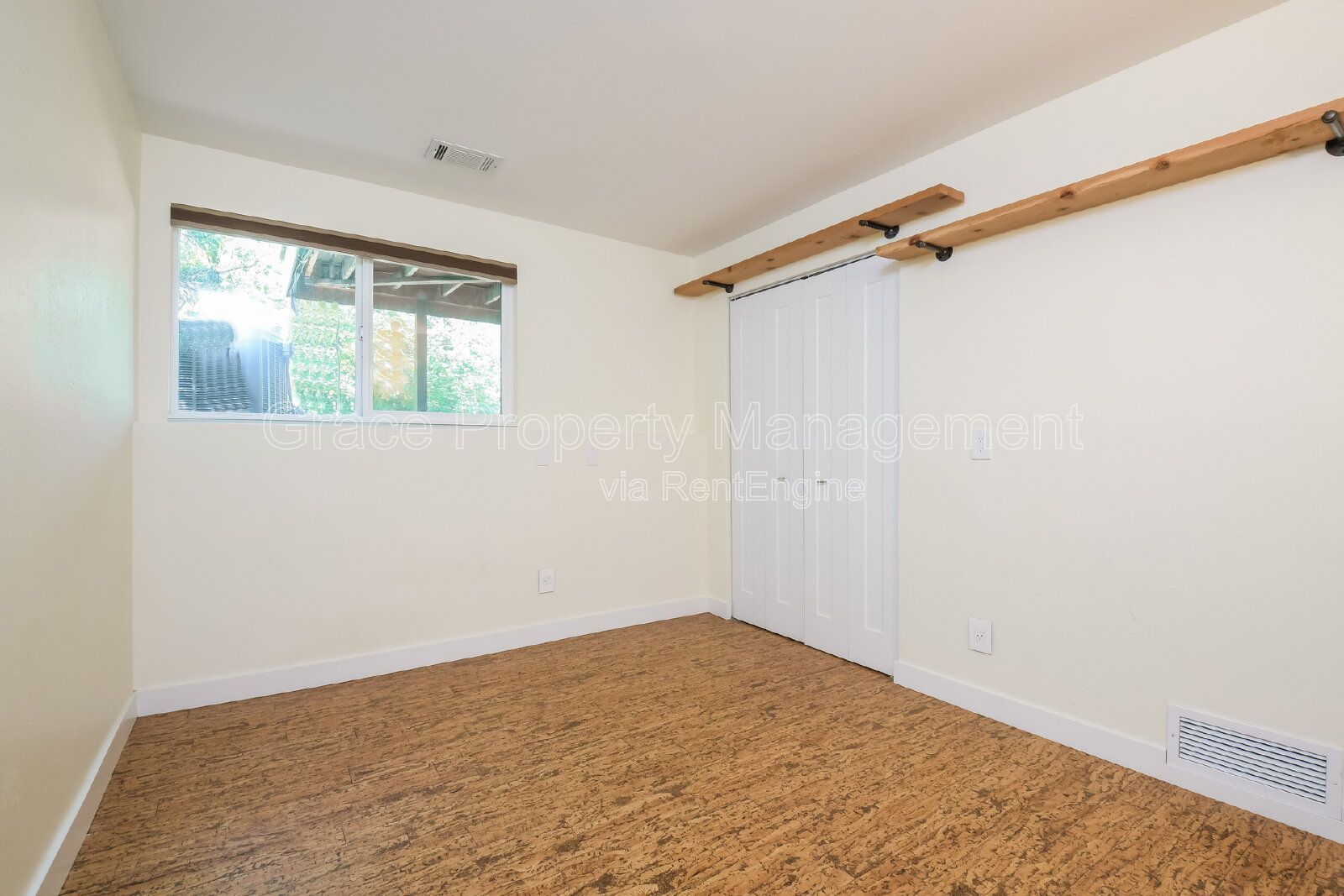 Gallery Image 17