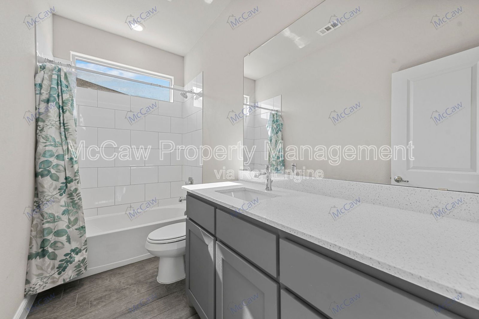 Gallery Image 16