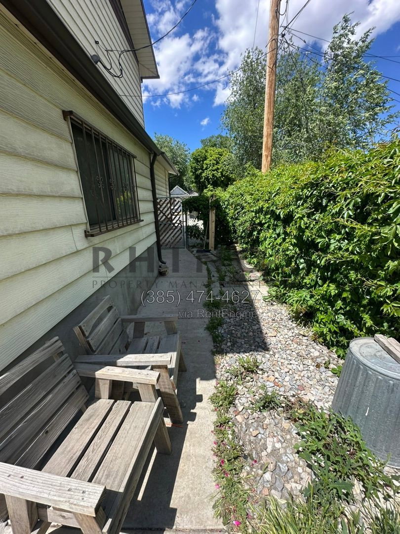 Gallery Image 13
