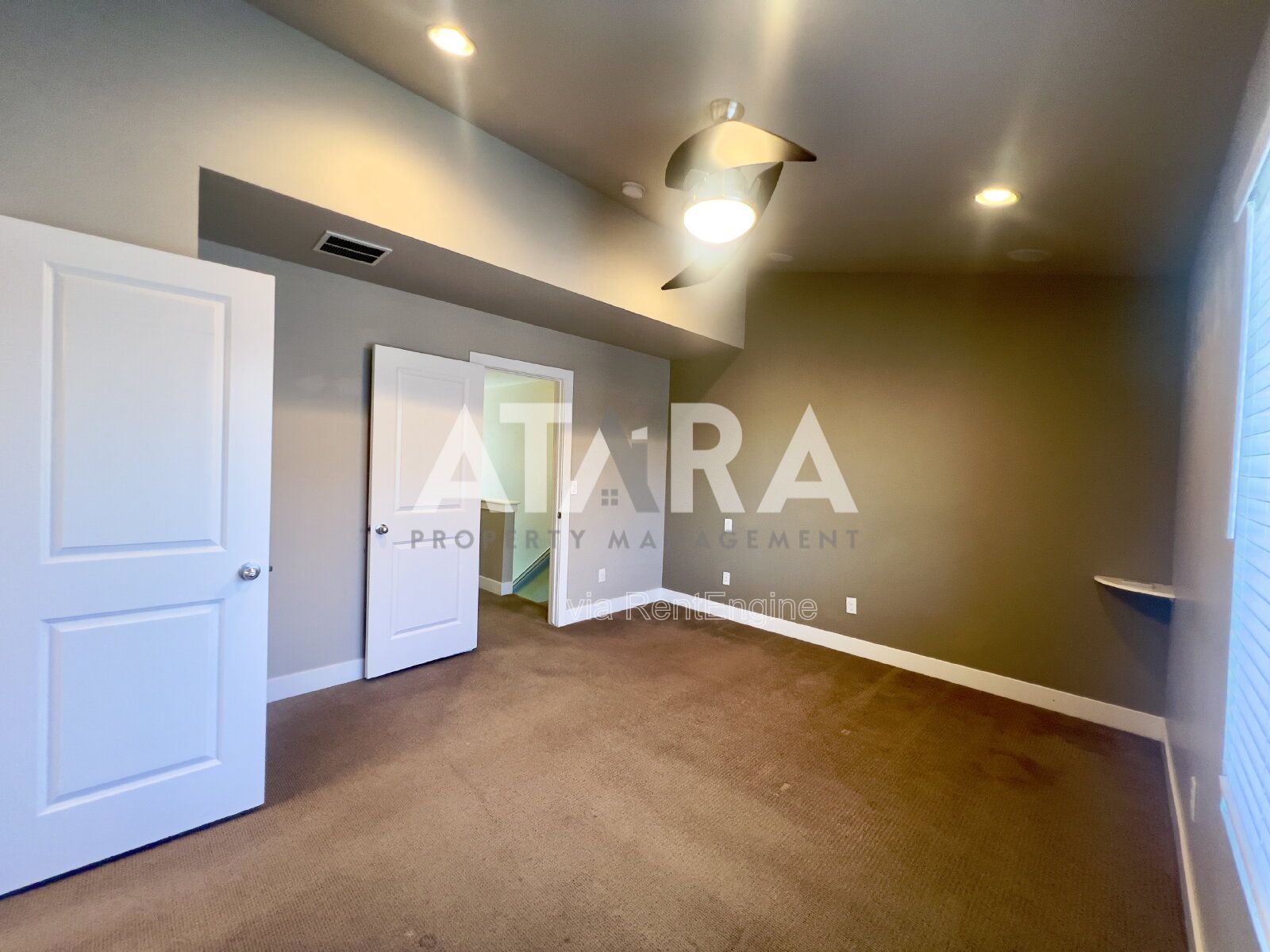 Gallery Image 25