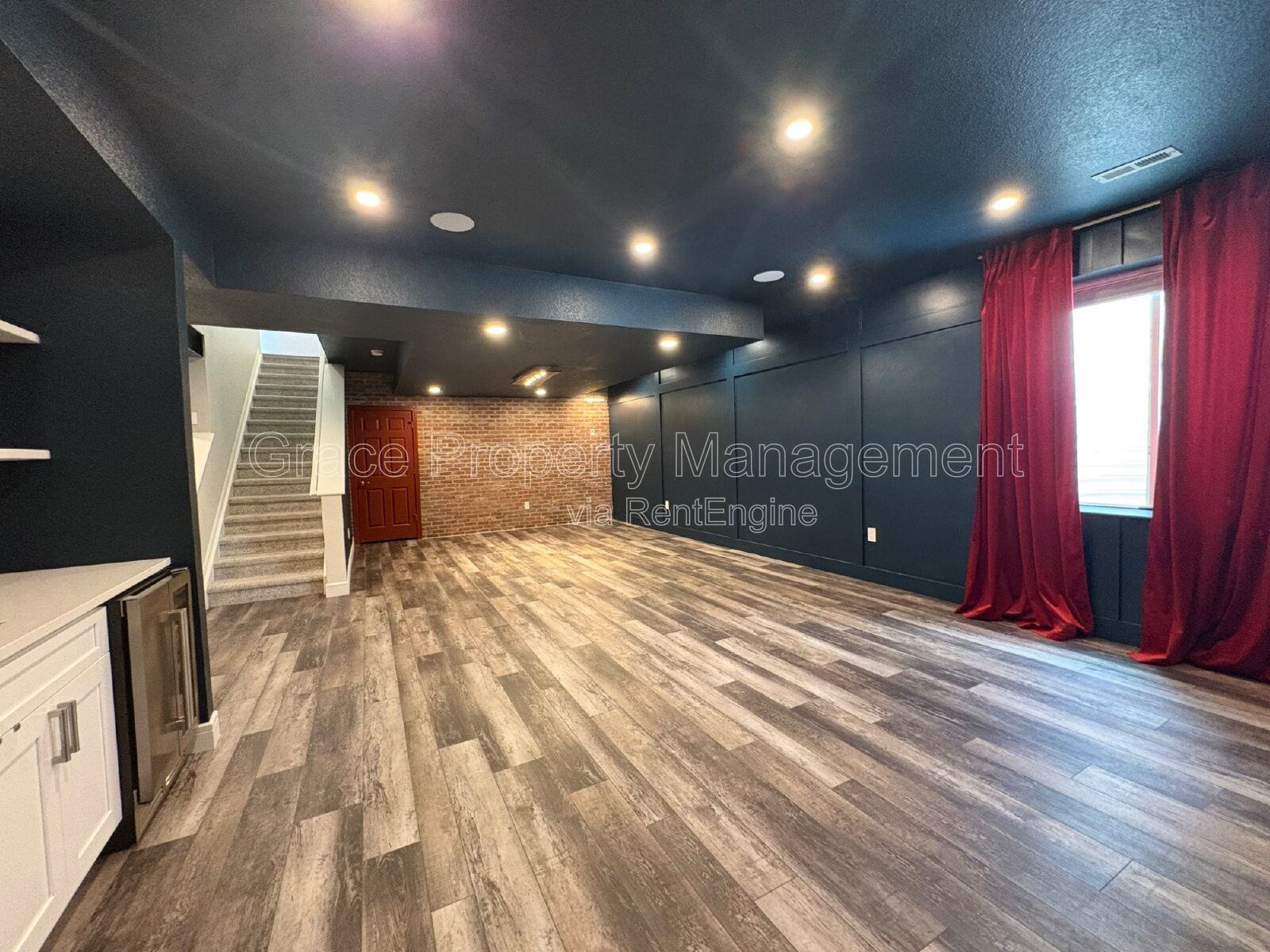 Gallery Image 14