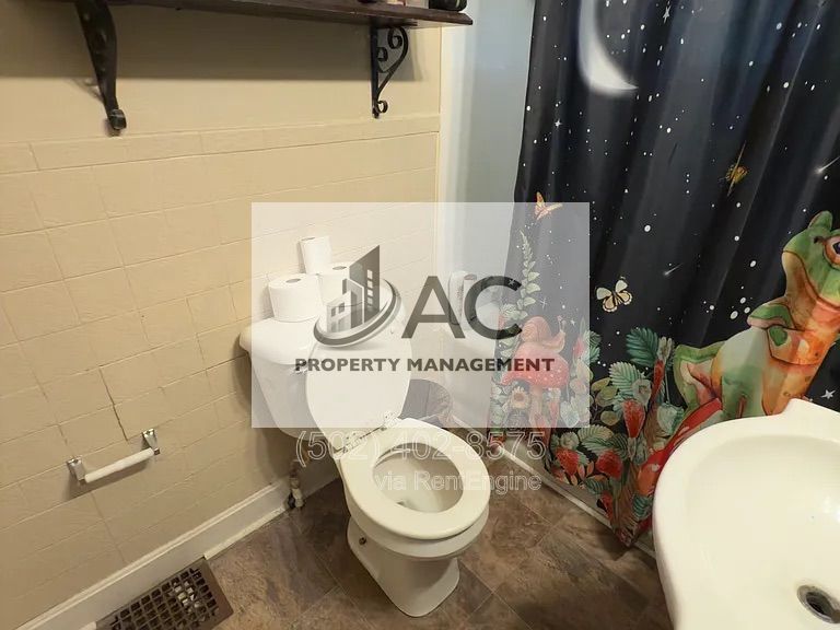 Gallery Image 15