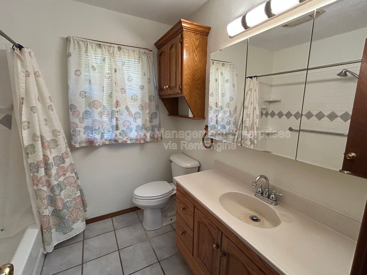 Gallery Image 16