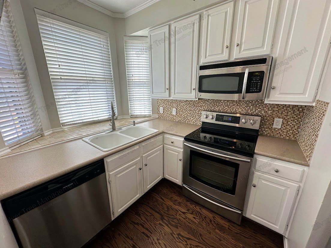 Gallery Image 13