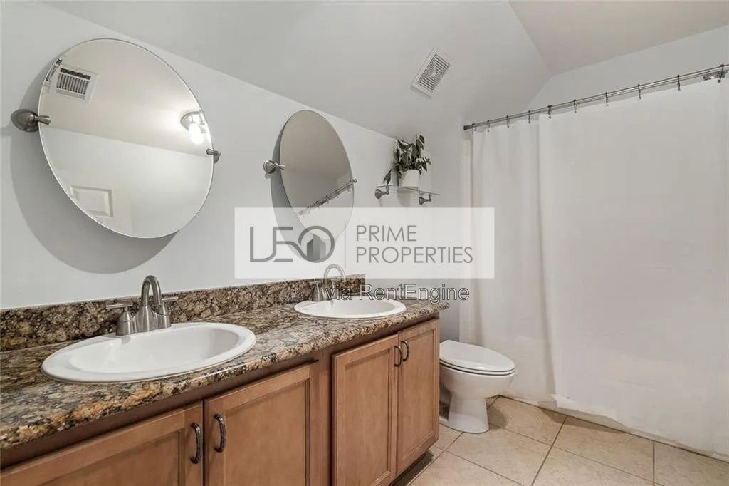Gallery Image 17