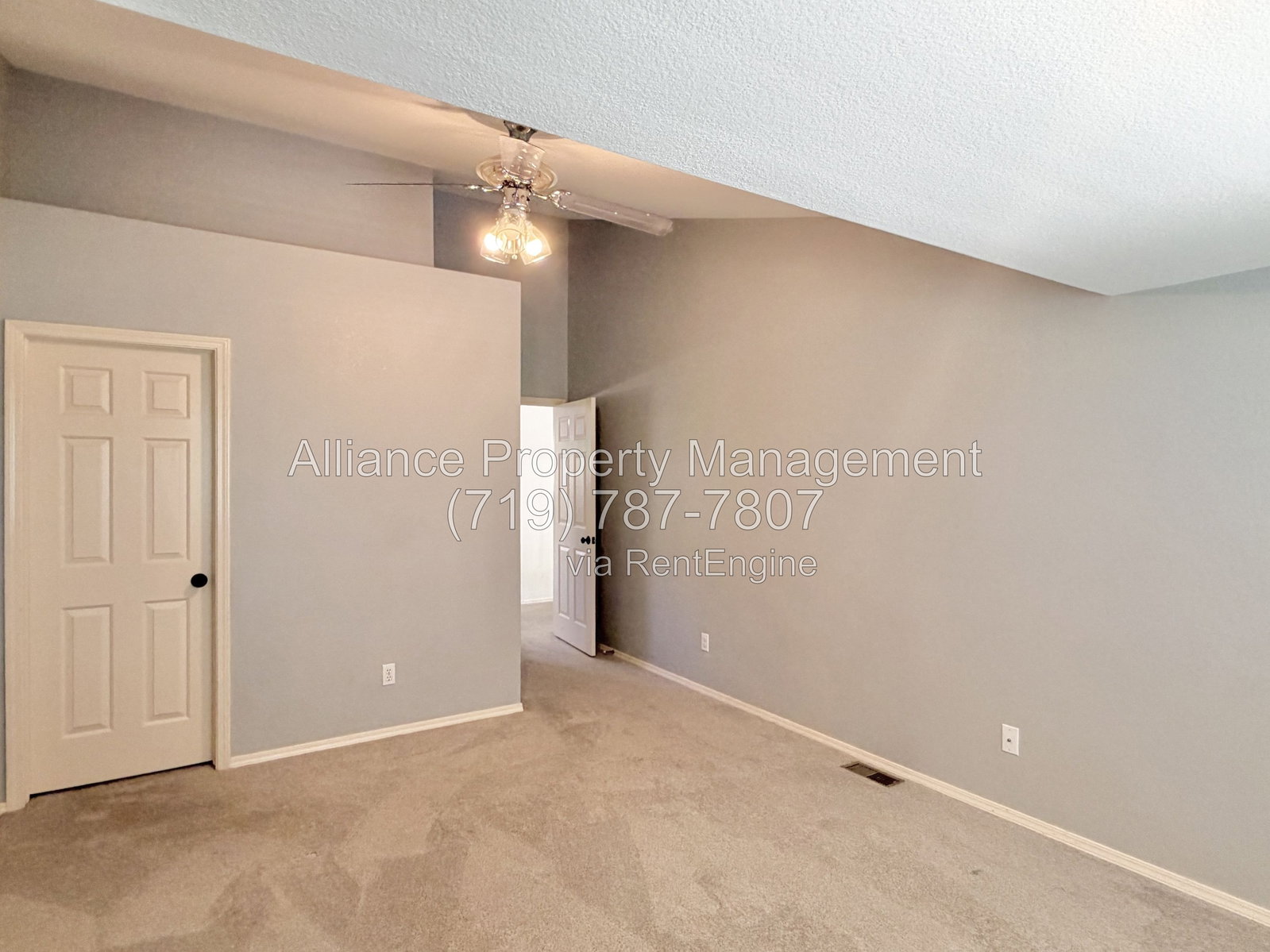 Gallery Image 19