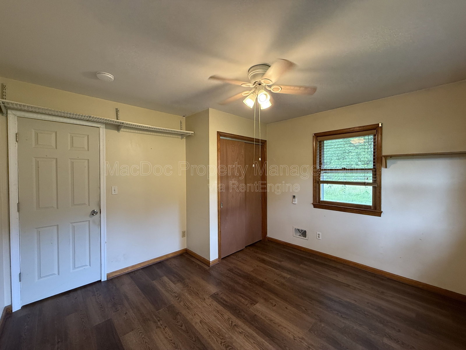 Gallery Image 16
