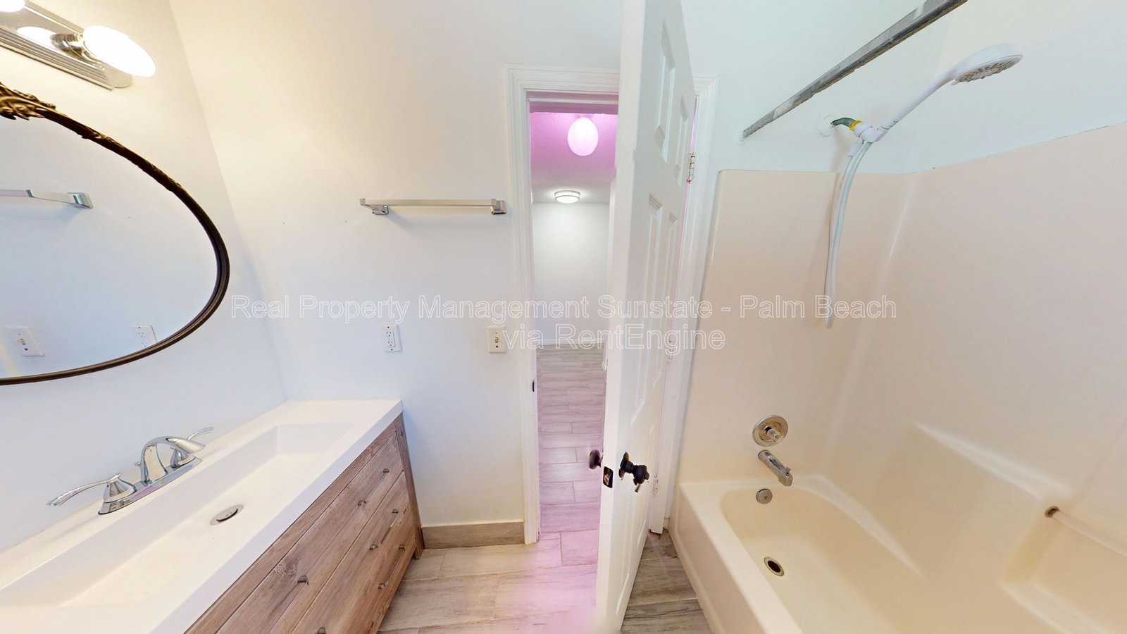 Gallery Image 17
