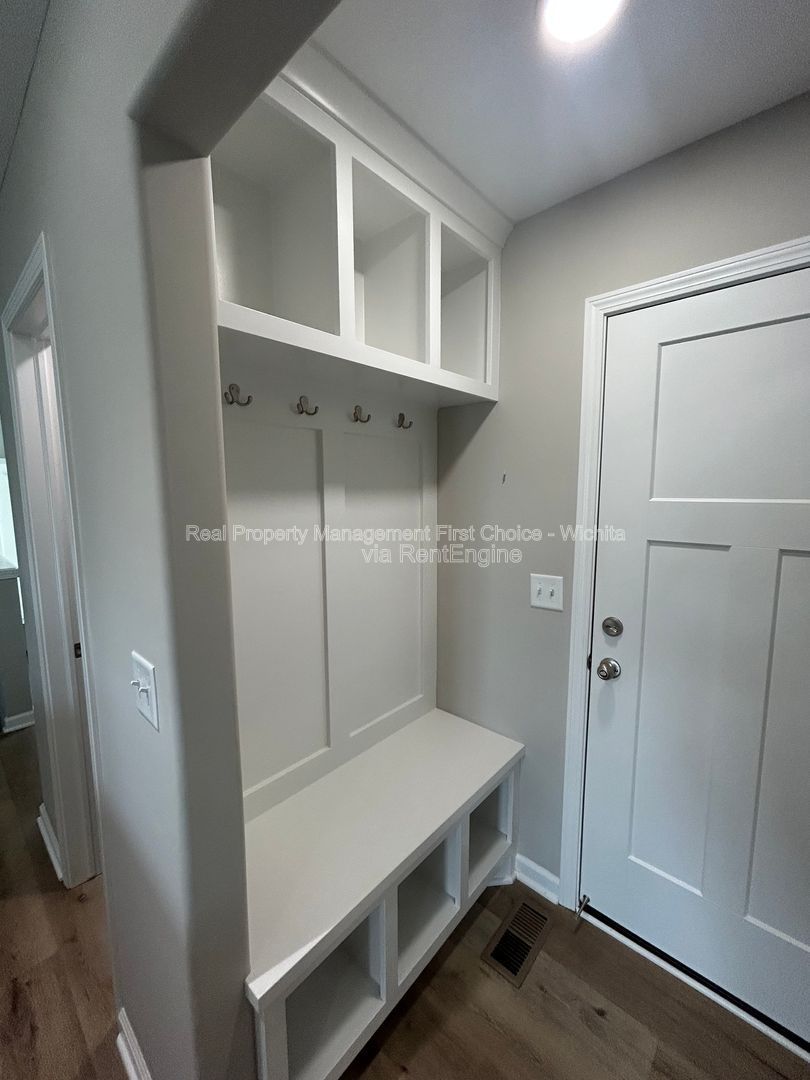 Gallery Image 21