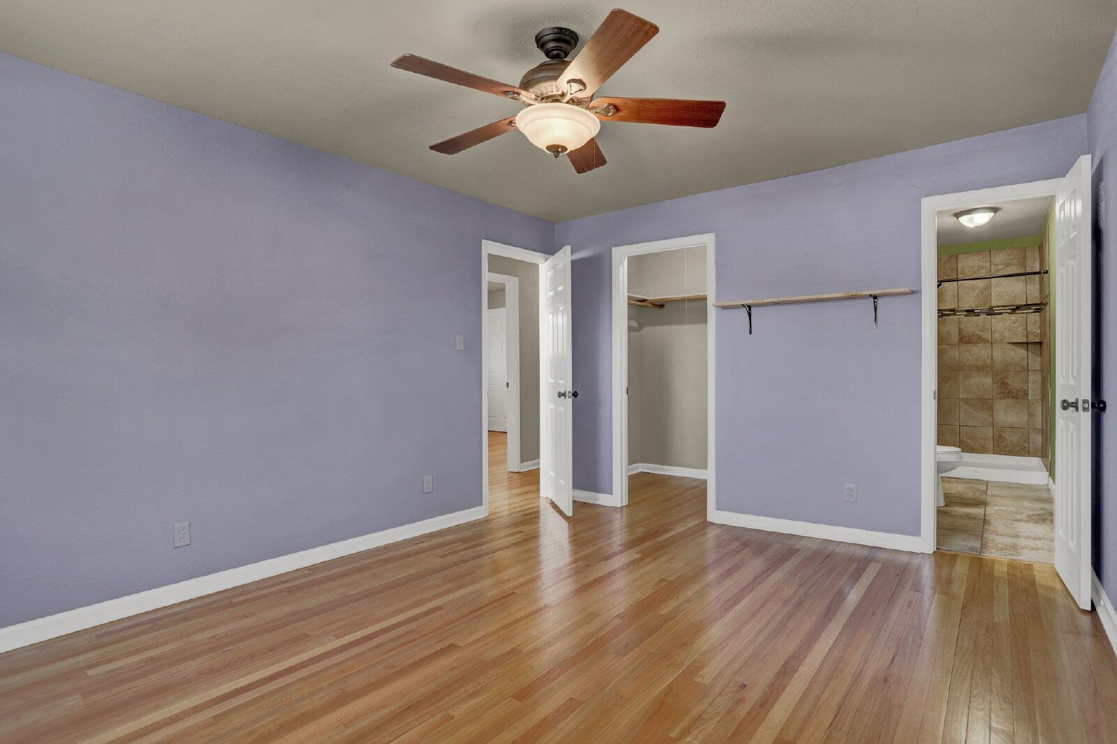 Gallery Image 18