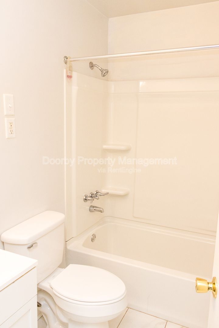 Gallery Image 11