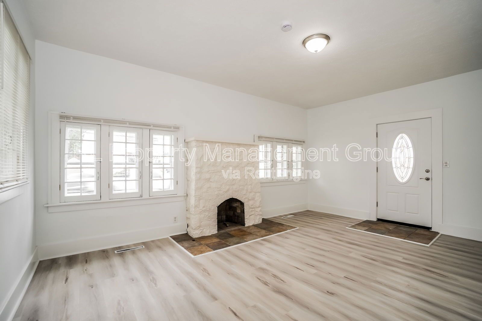Gallery Image 19