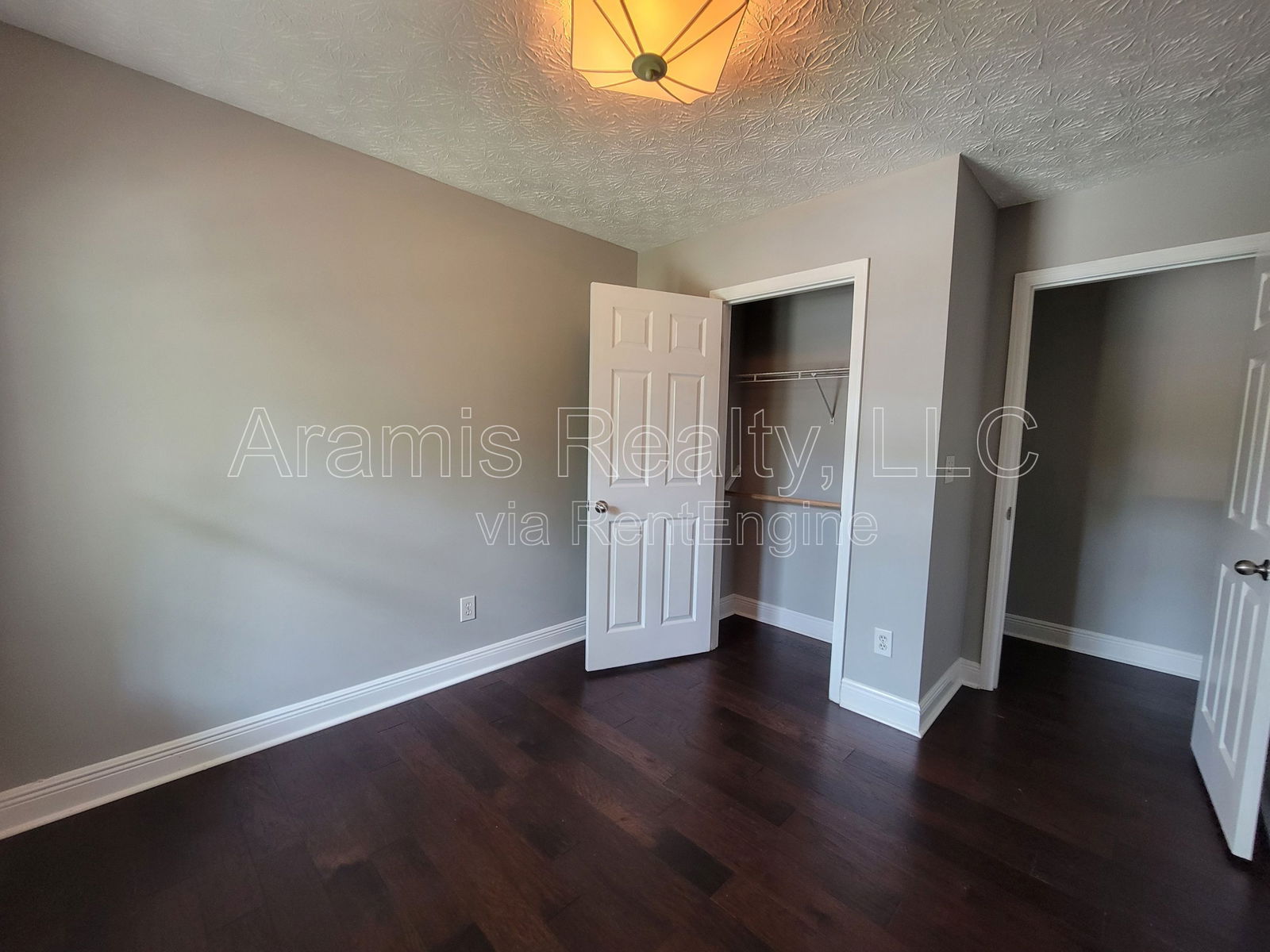 Gallery Image 18