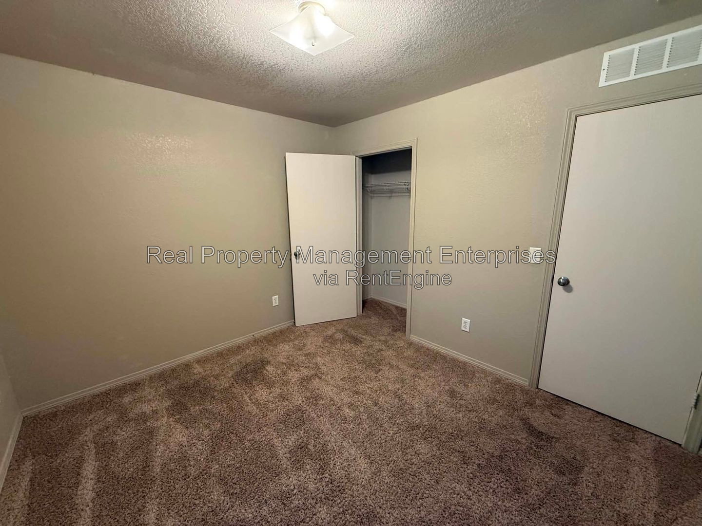 Gallery Image 29