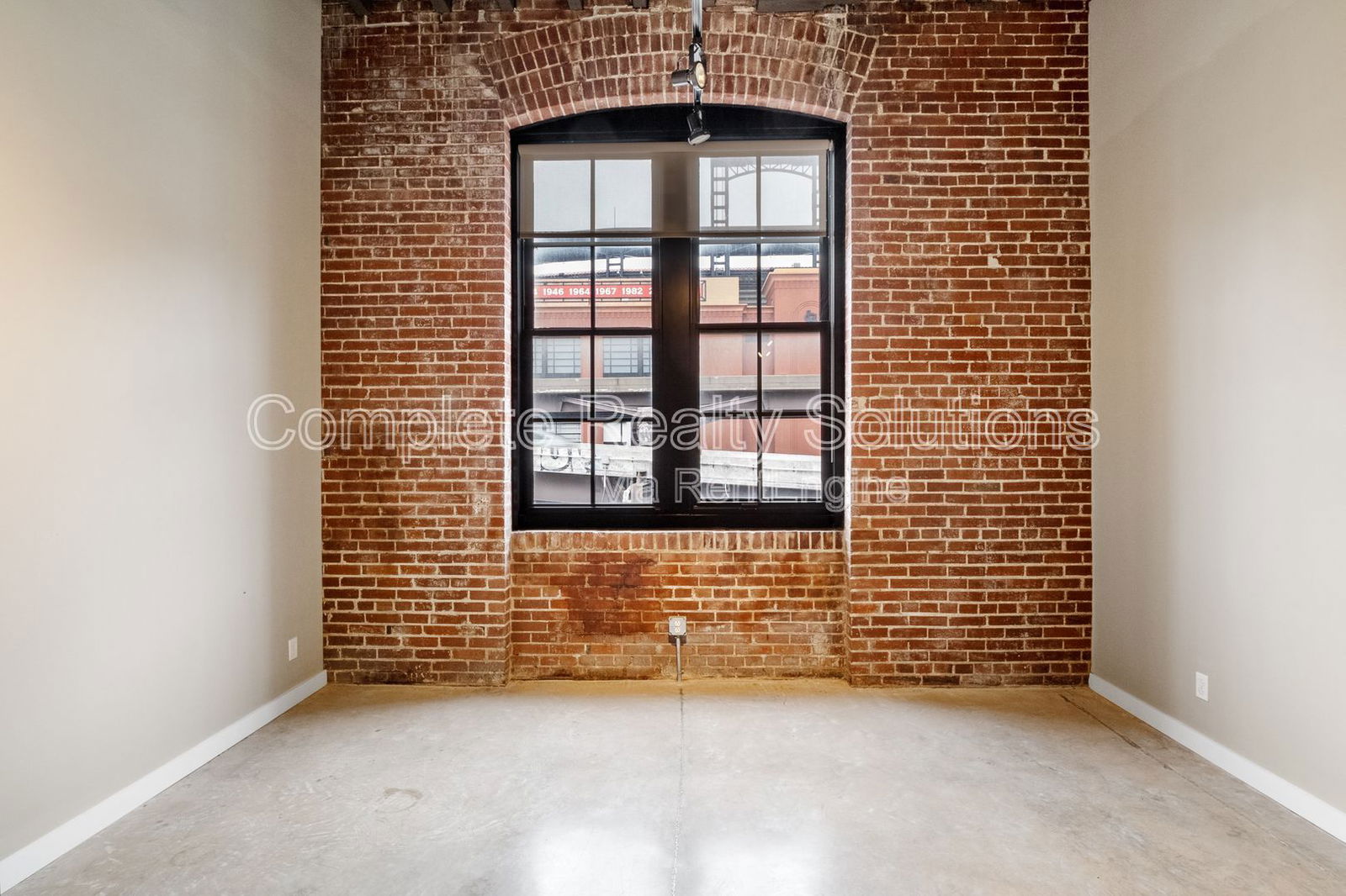 Gallery Image 26