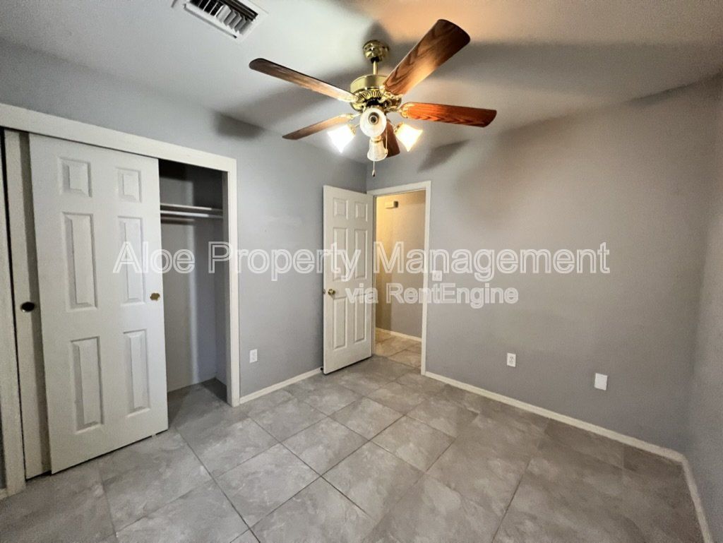 Gallery Image 22