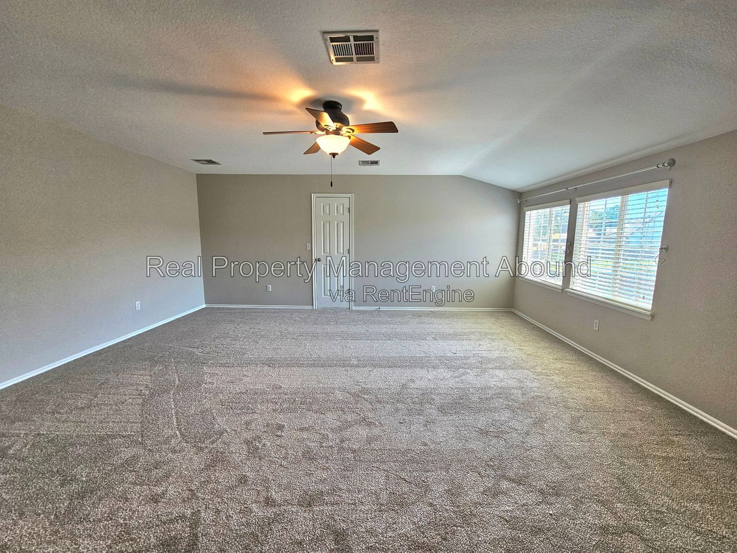 Gallery Image 38