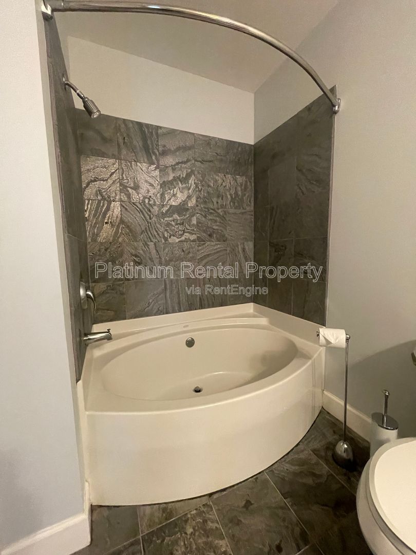 Gallery Image 17
