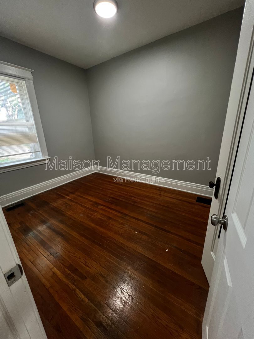 Gallery Image 10