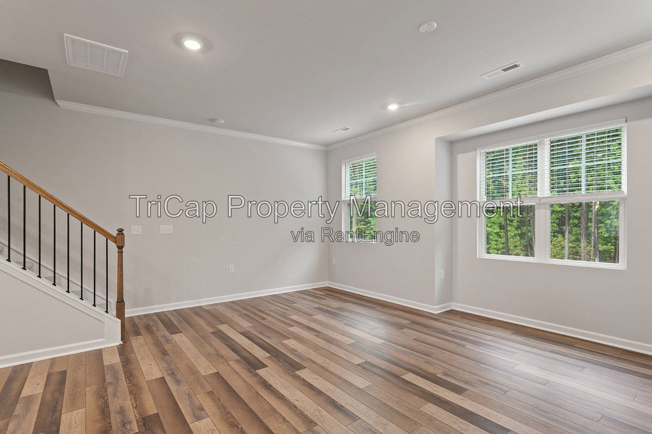 Gallery Image 17