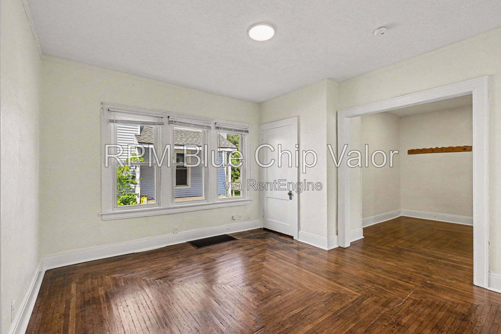 Gallery Image 14