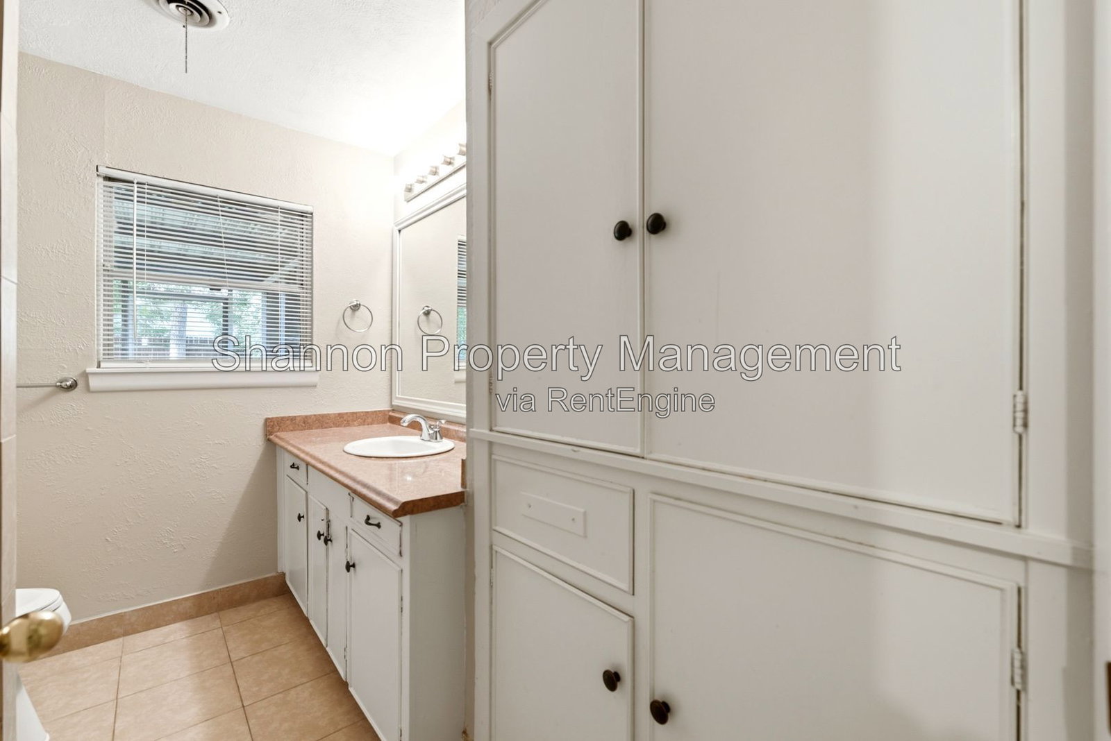 Gallery Image 22