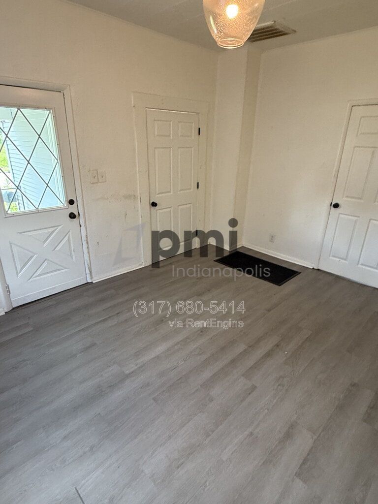Gallery Image 15