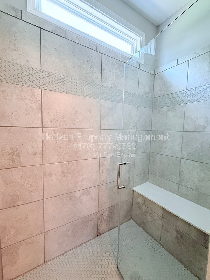 Gallery Image 17