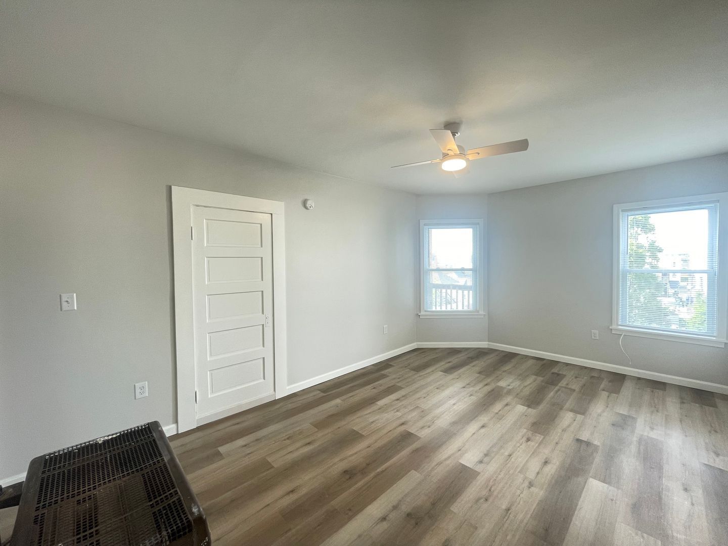 Gallery Image 16