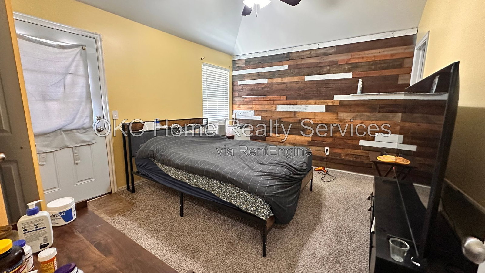 Gallery Image 17