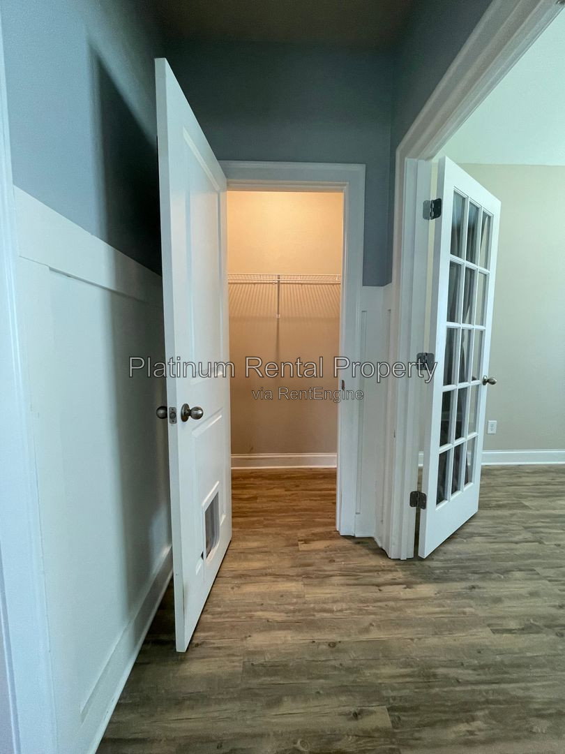 Gallery Image 12