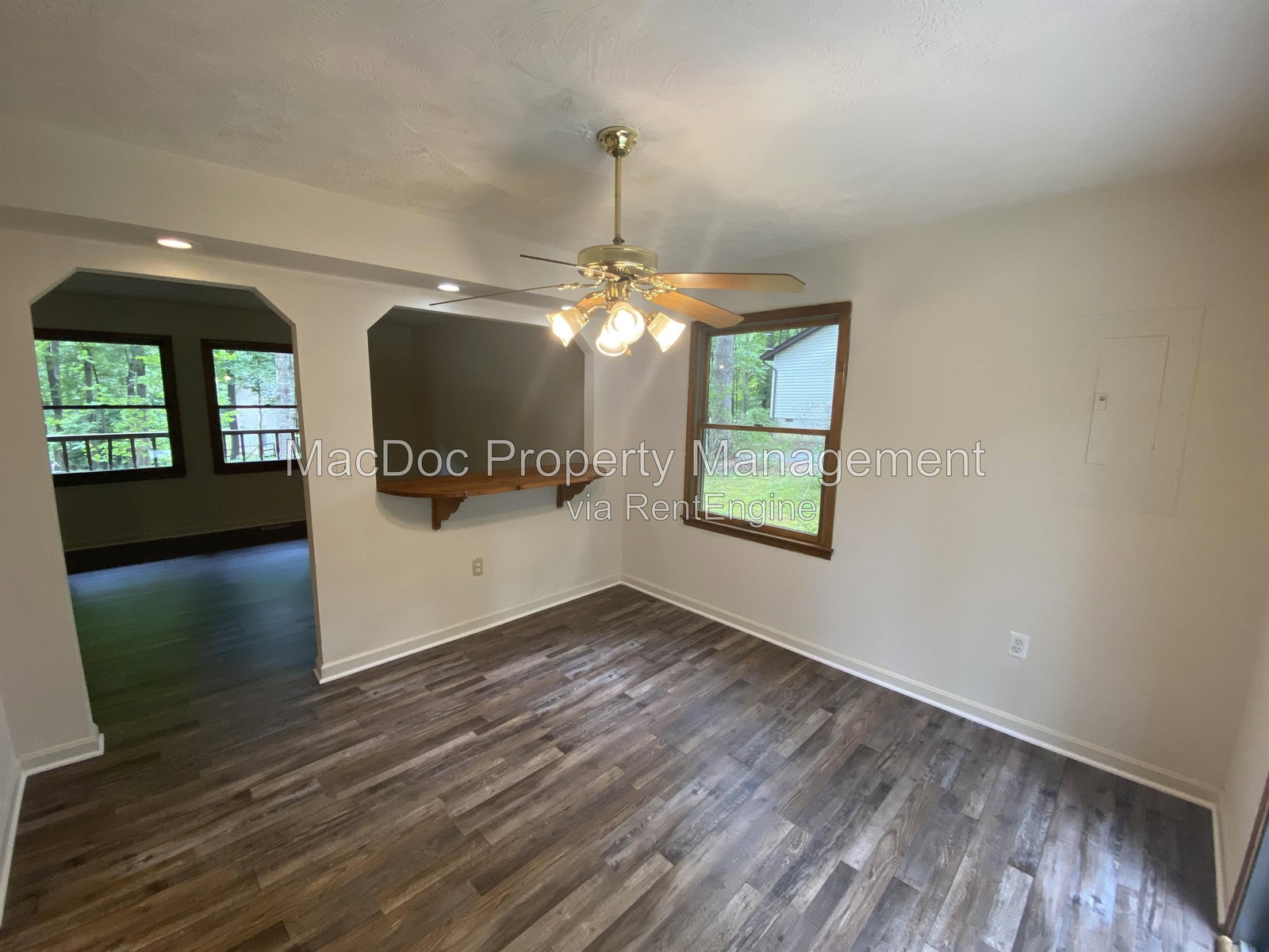 Gallery Image 9