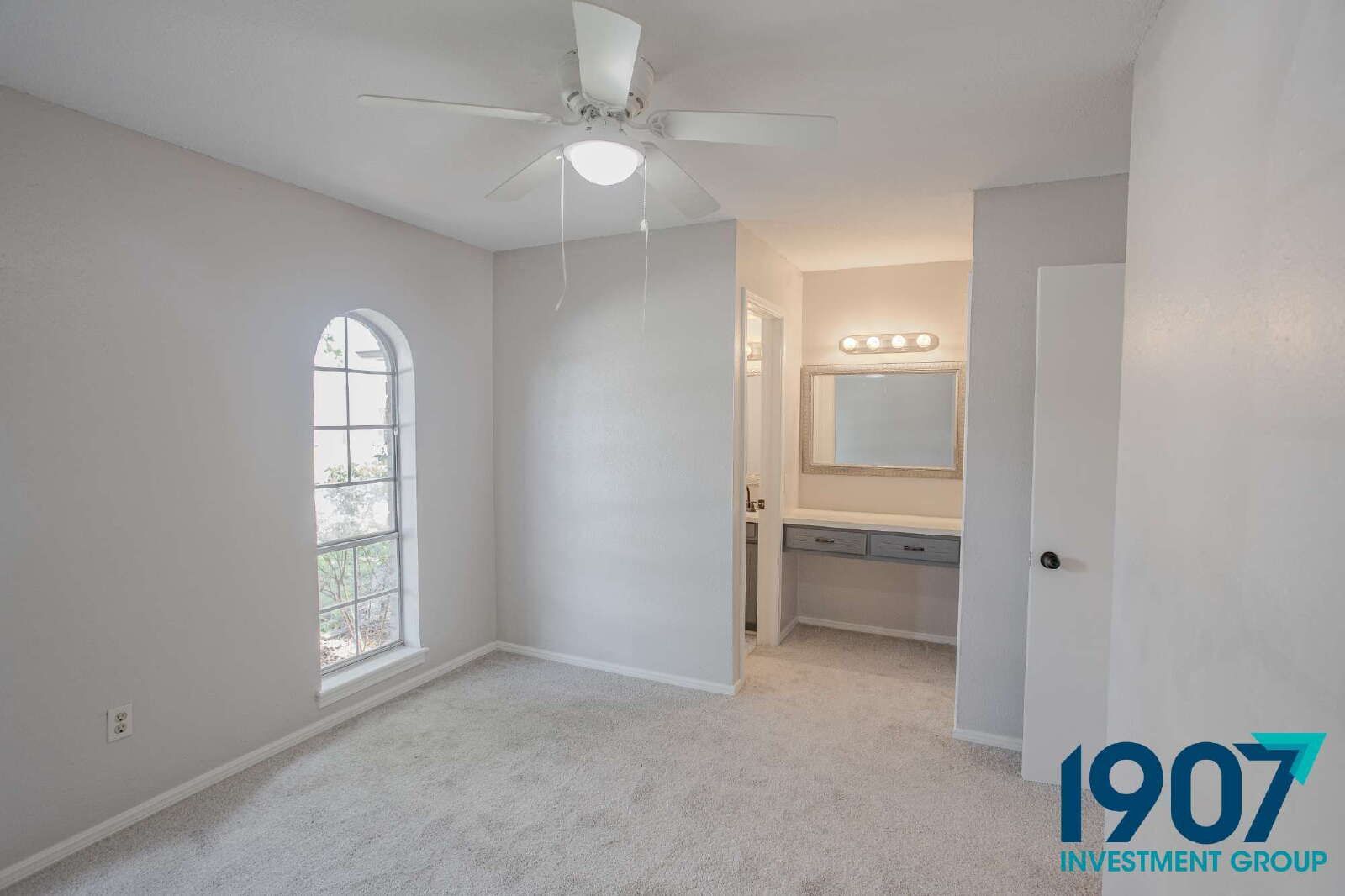 Gallery Image 18