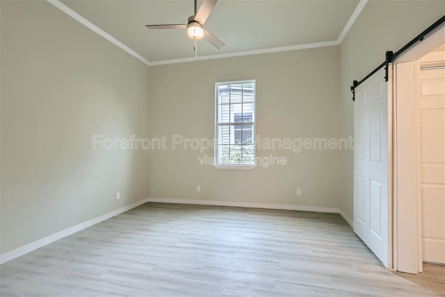 Gallery Image 17