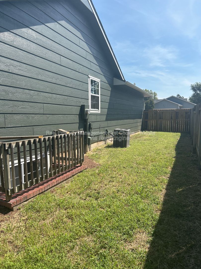 Gallery Image 37