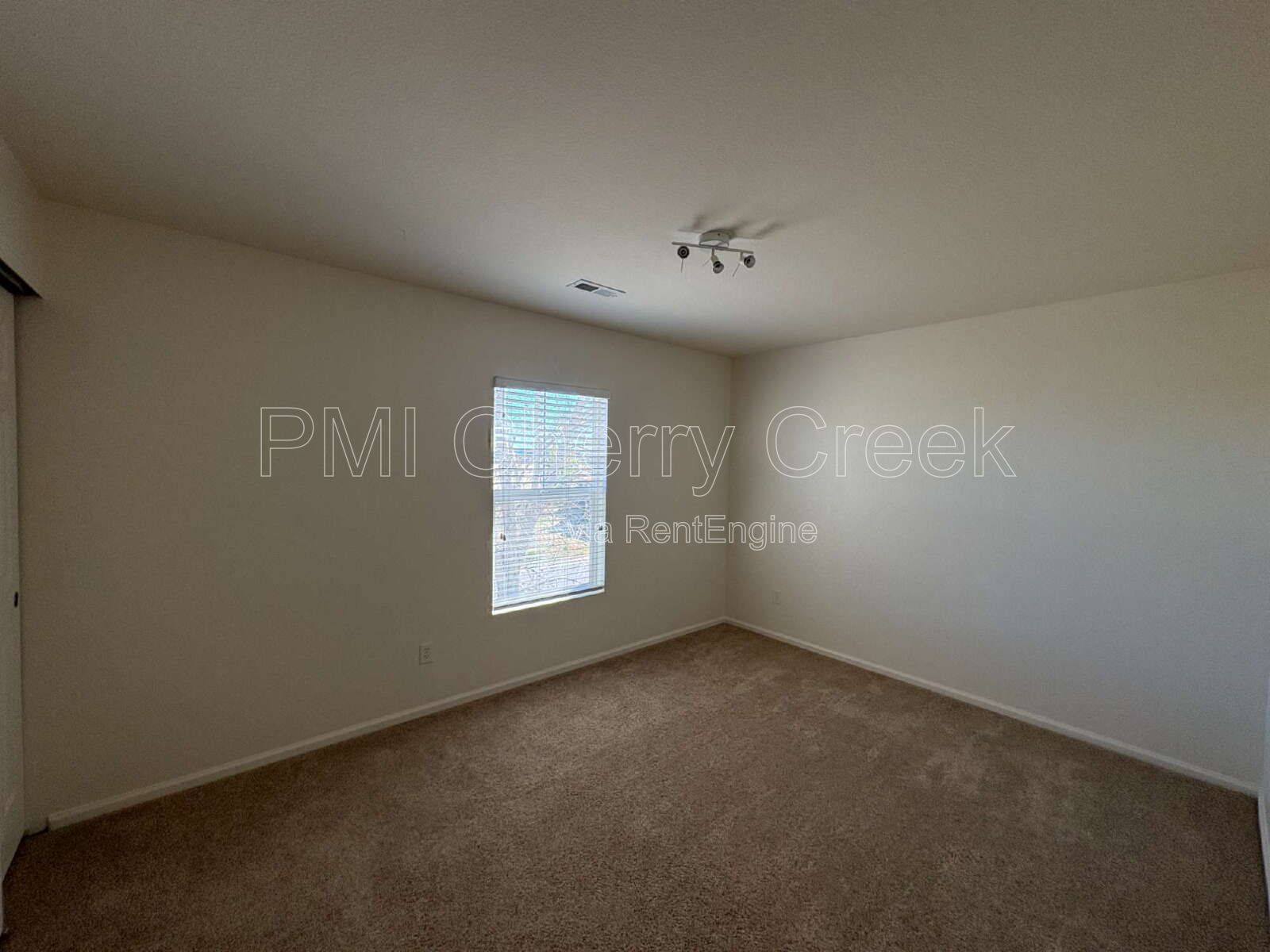 Gallery Image 35