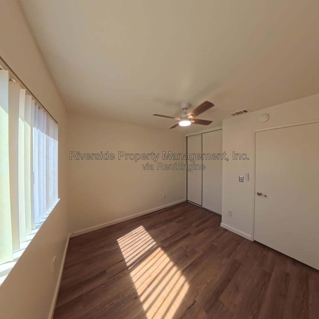 Gallery Image 18