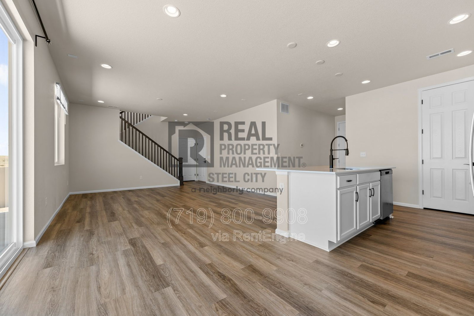 Gallery Image 16