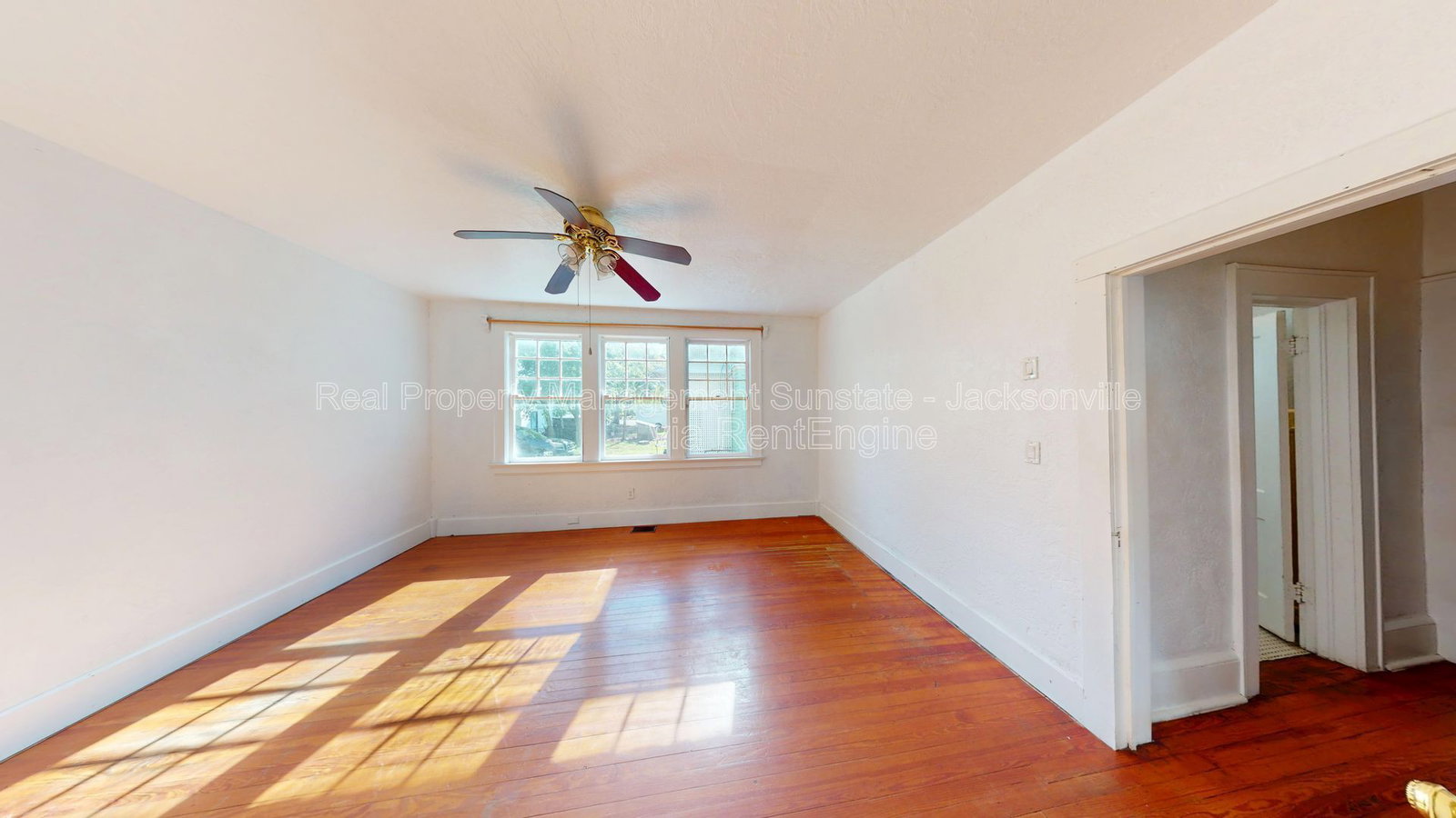 Gallery Image 16