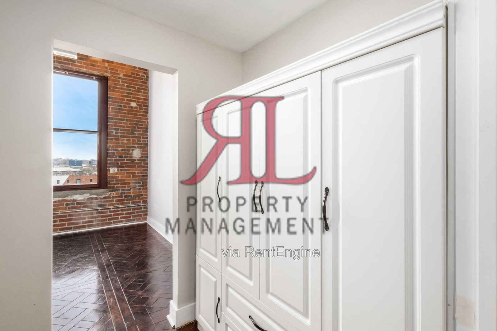 Gallery Image 15