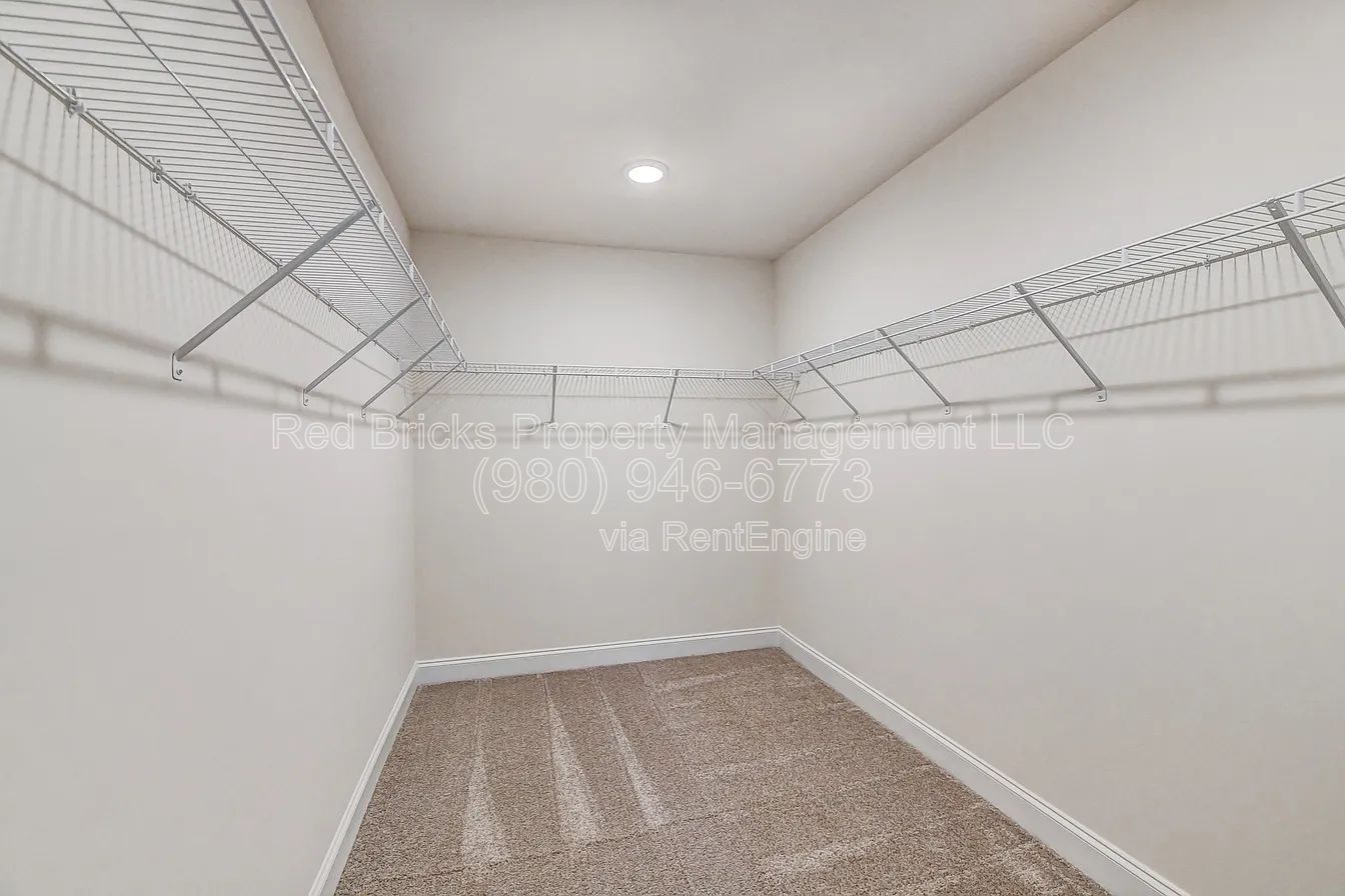 Gallery Image 21