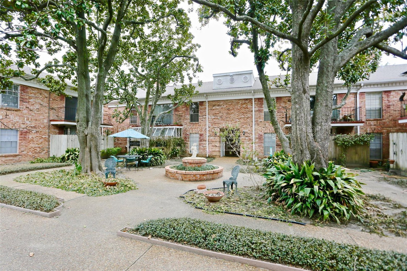 Gallery Image 18