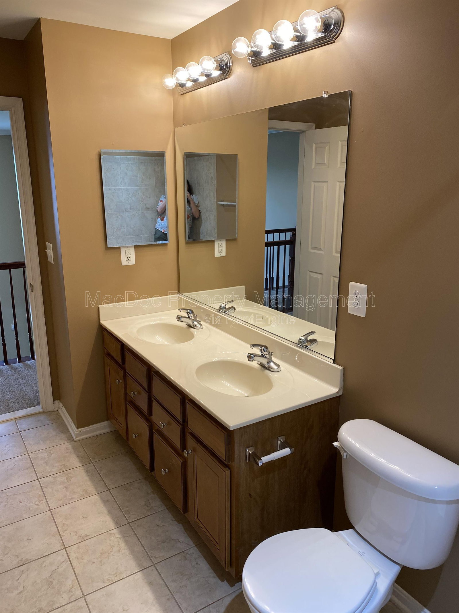 Gallery Image 34