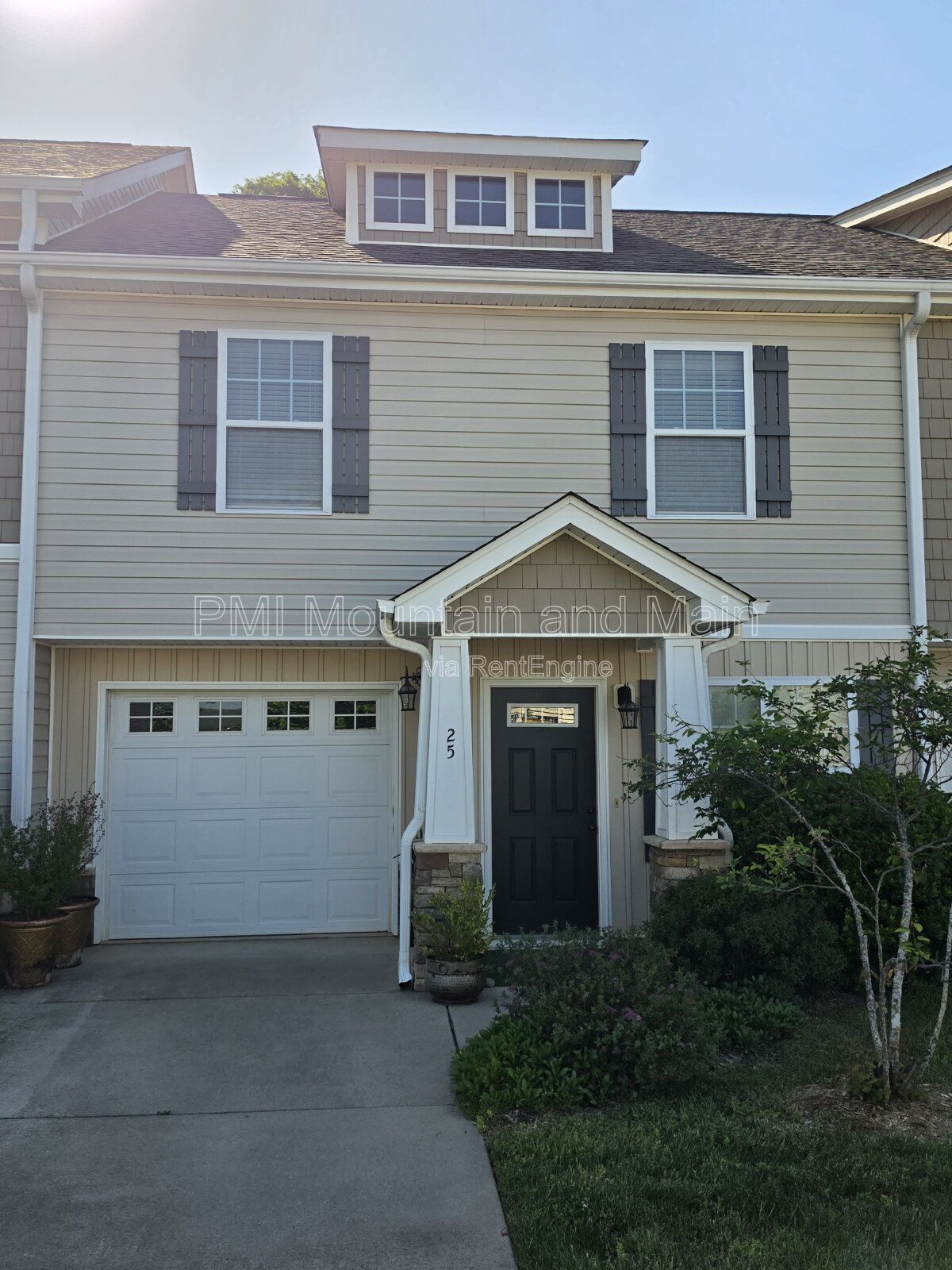 Gallery Image 0