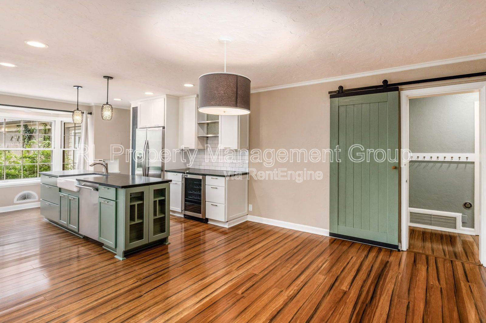 Gallery Image 12