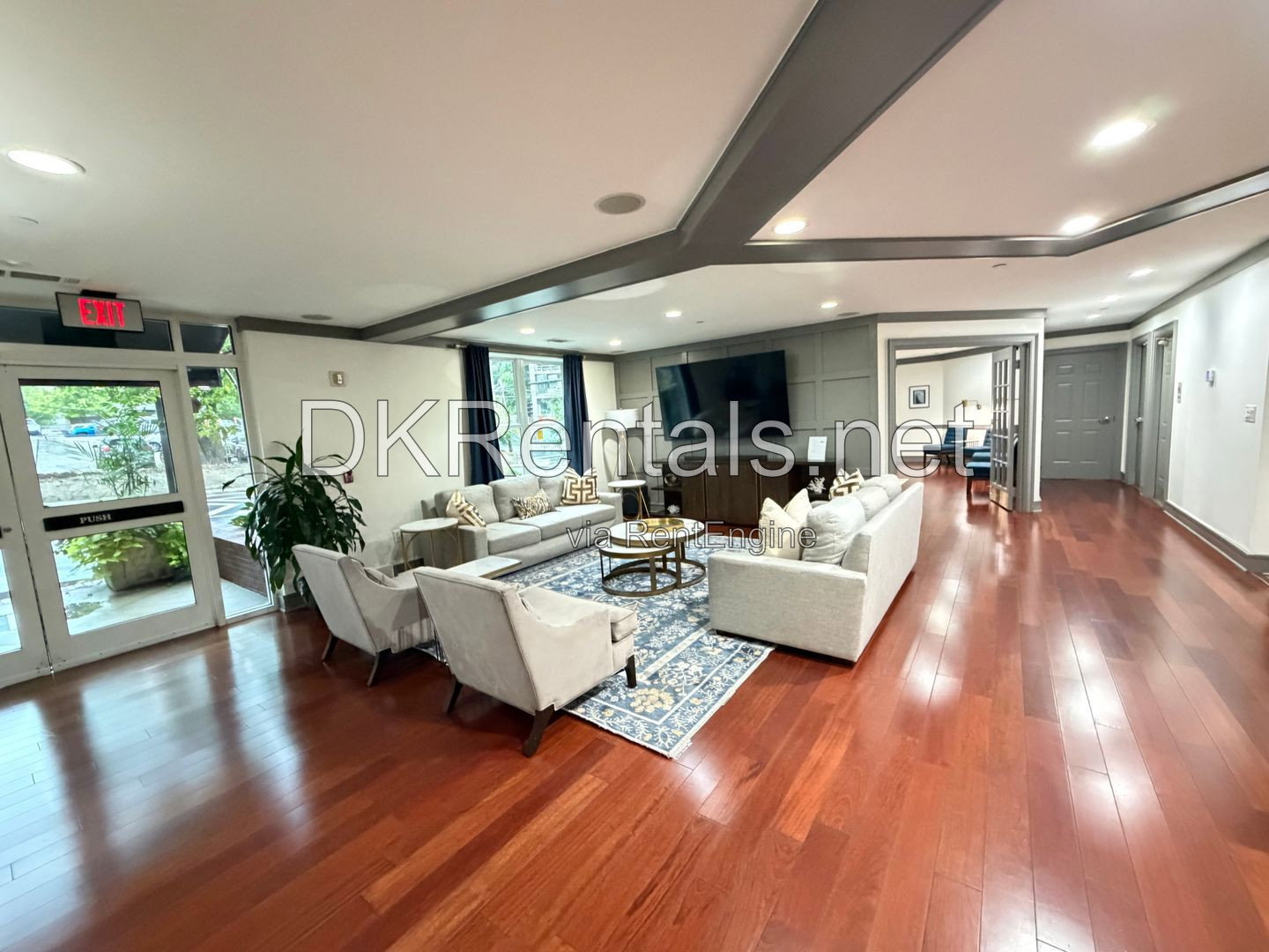 Gallery Image 18