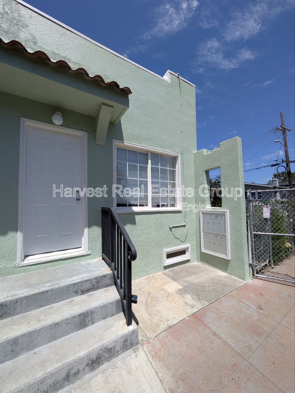 Gallery Image 0
