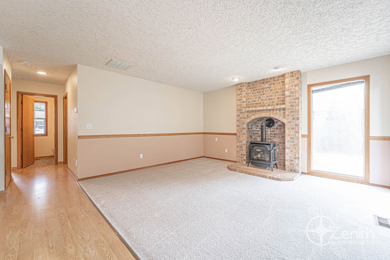 Gallery Image 16